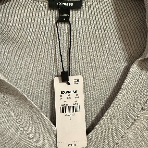 NWT Express women's polo collar V-neck knit sweater - Picture 4 of 5